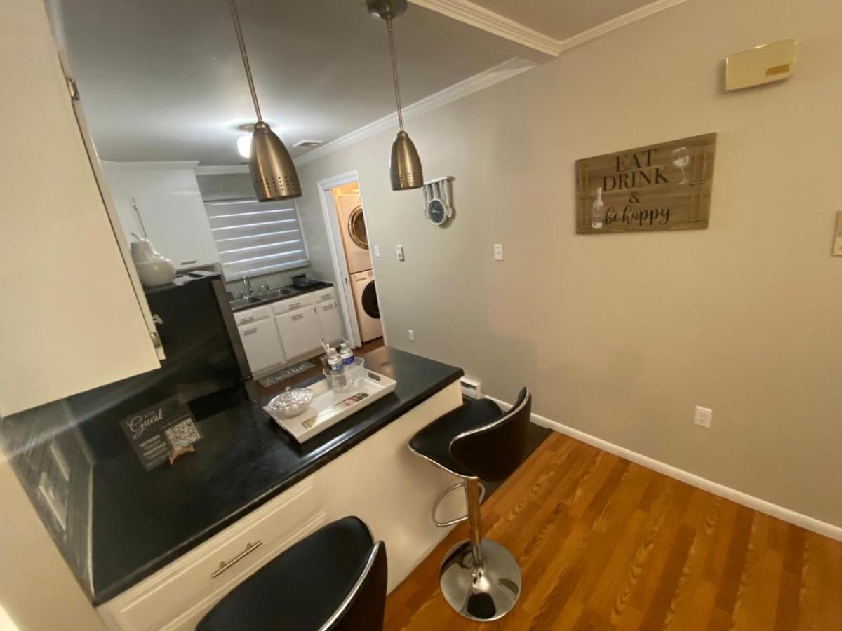 A Modern Apt Close To Downtown Lancaster Esterno foto