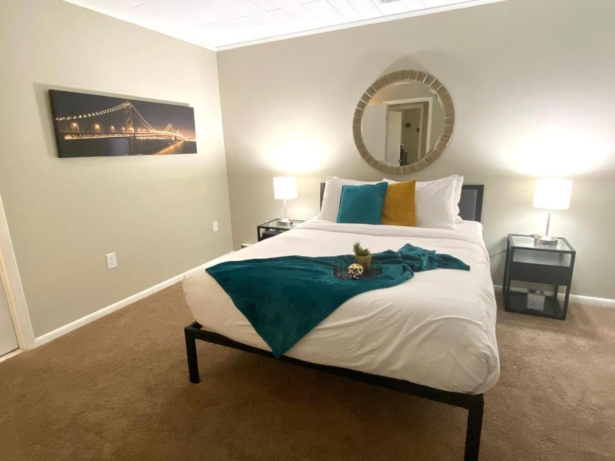A Modern Apt Close To Downtown Lancaster Esterno foto
