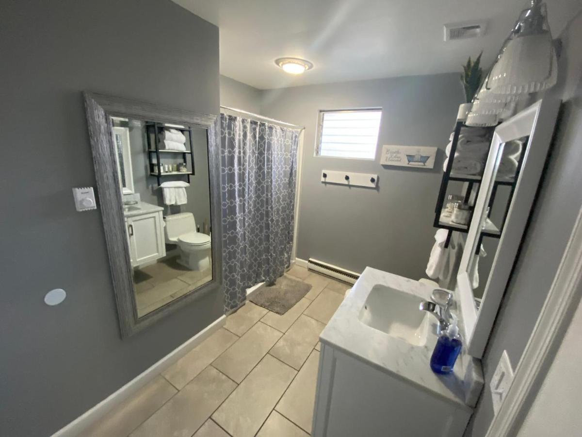 A Modern Apt Close To Downtown Lancaster Esterno foto
